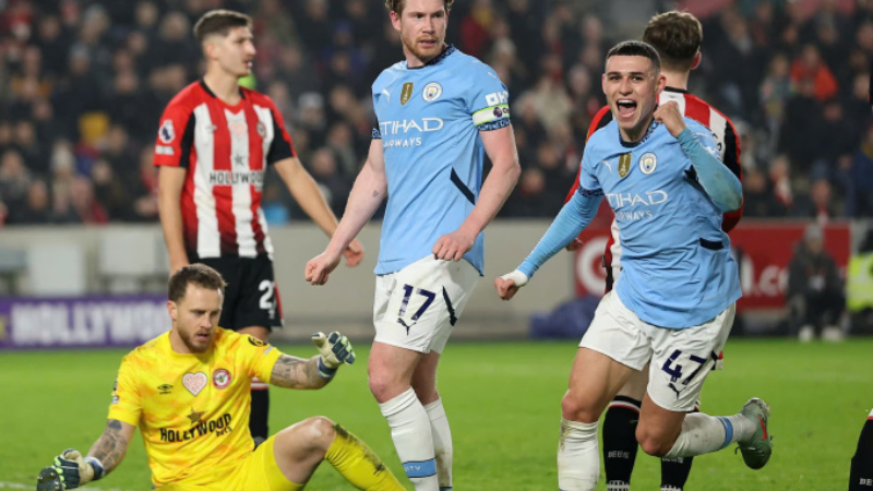 Man City rơi chiến thắng dù dẫn trước hai bàn
