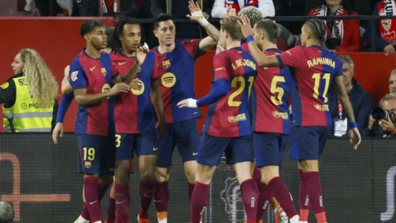 Barca áp sát Real bằng chiến thắng thuyết phục trước Sevilla